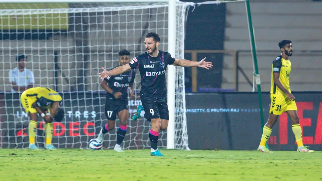 Kerala Blasters FC Defeated Hyderabad FC 1-0 In Hero ISL 2022-23 Match ...